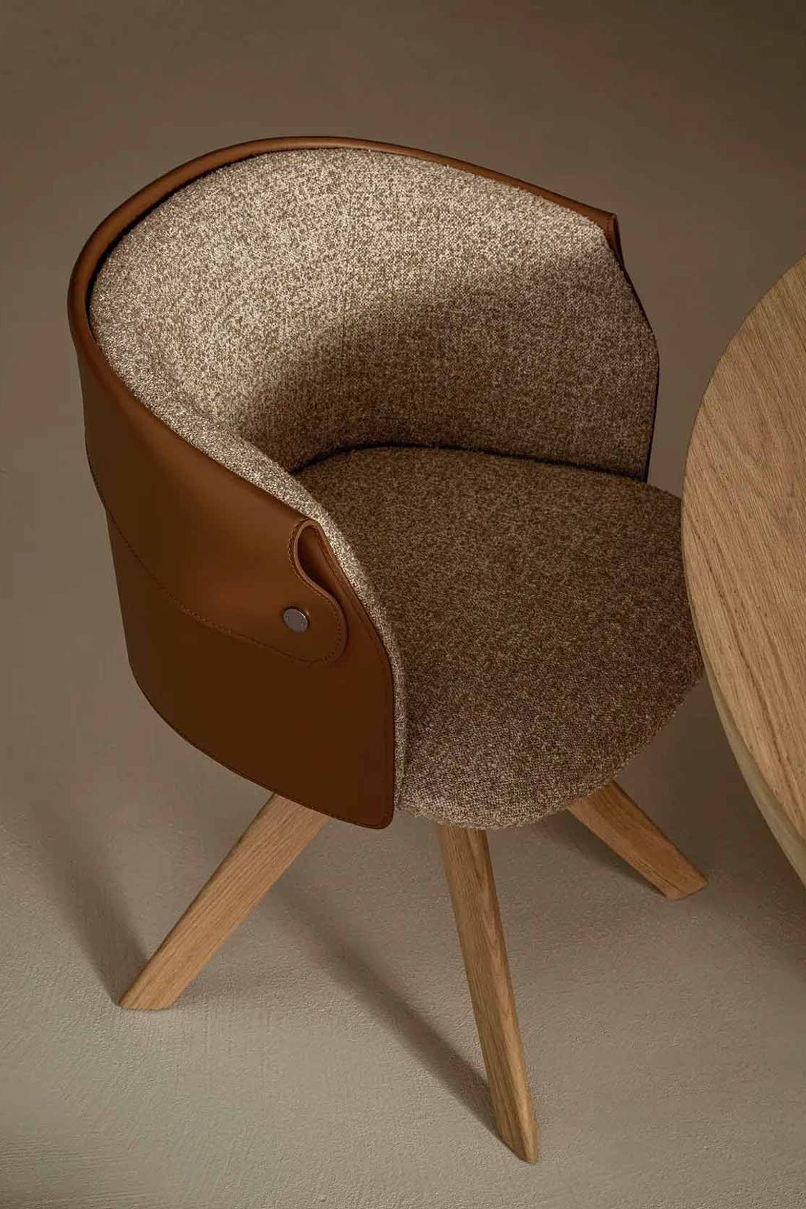 Ozzy Swivel Dining Chair By Flexform