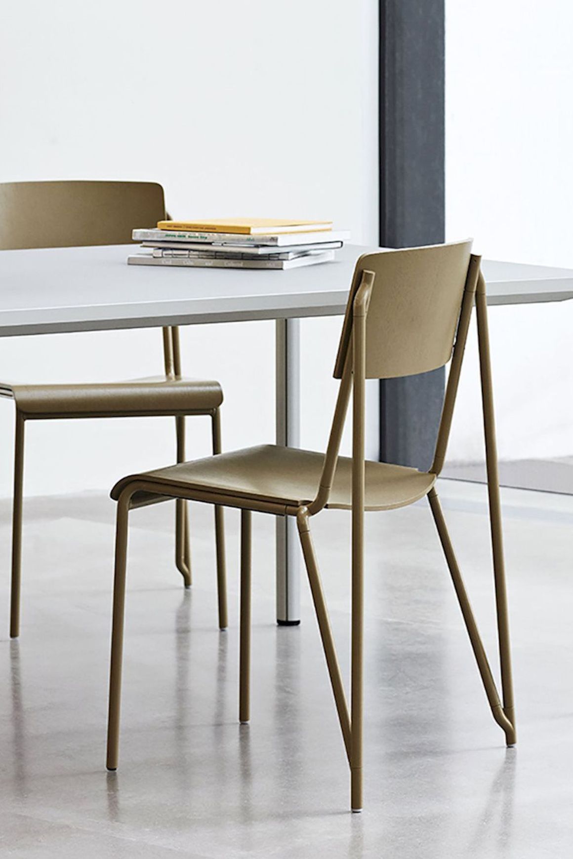 Petit Standard Chair by HAY