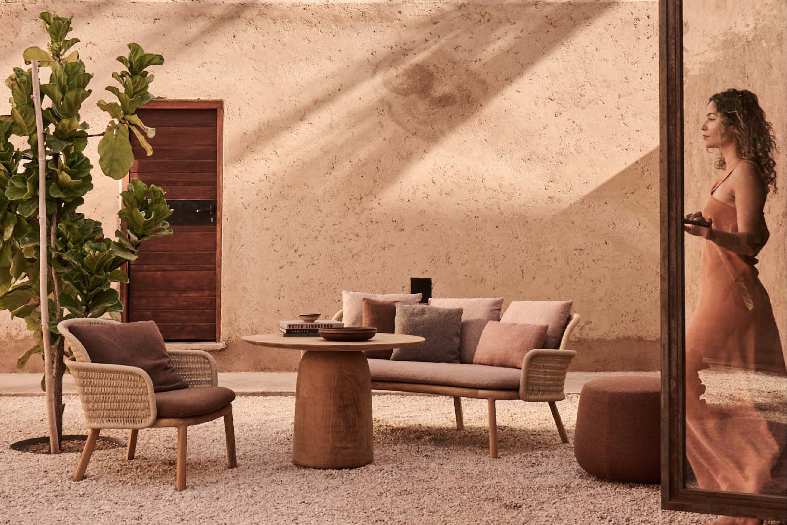 Dunes | Low Dining Table