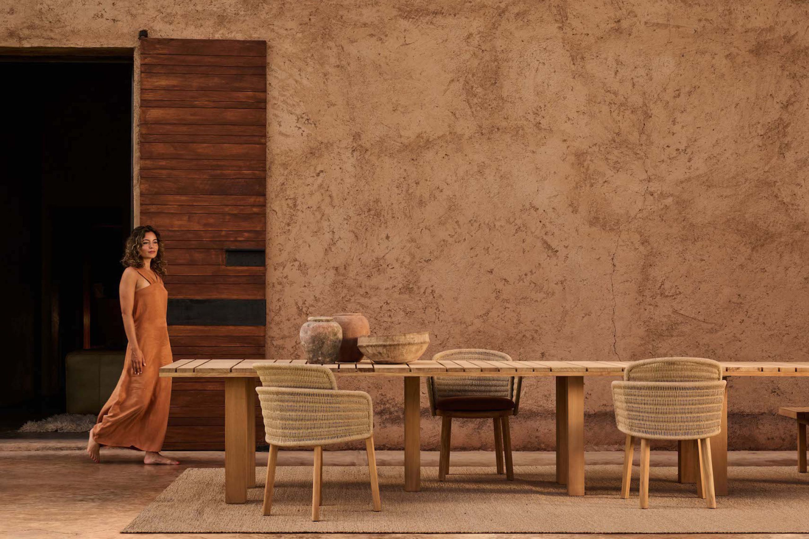 Suro | Dining Table