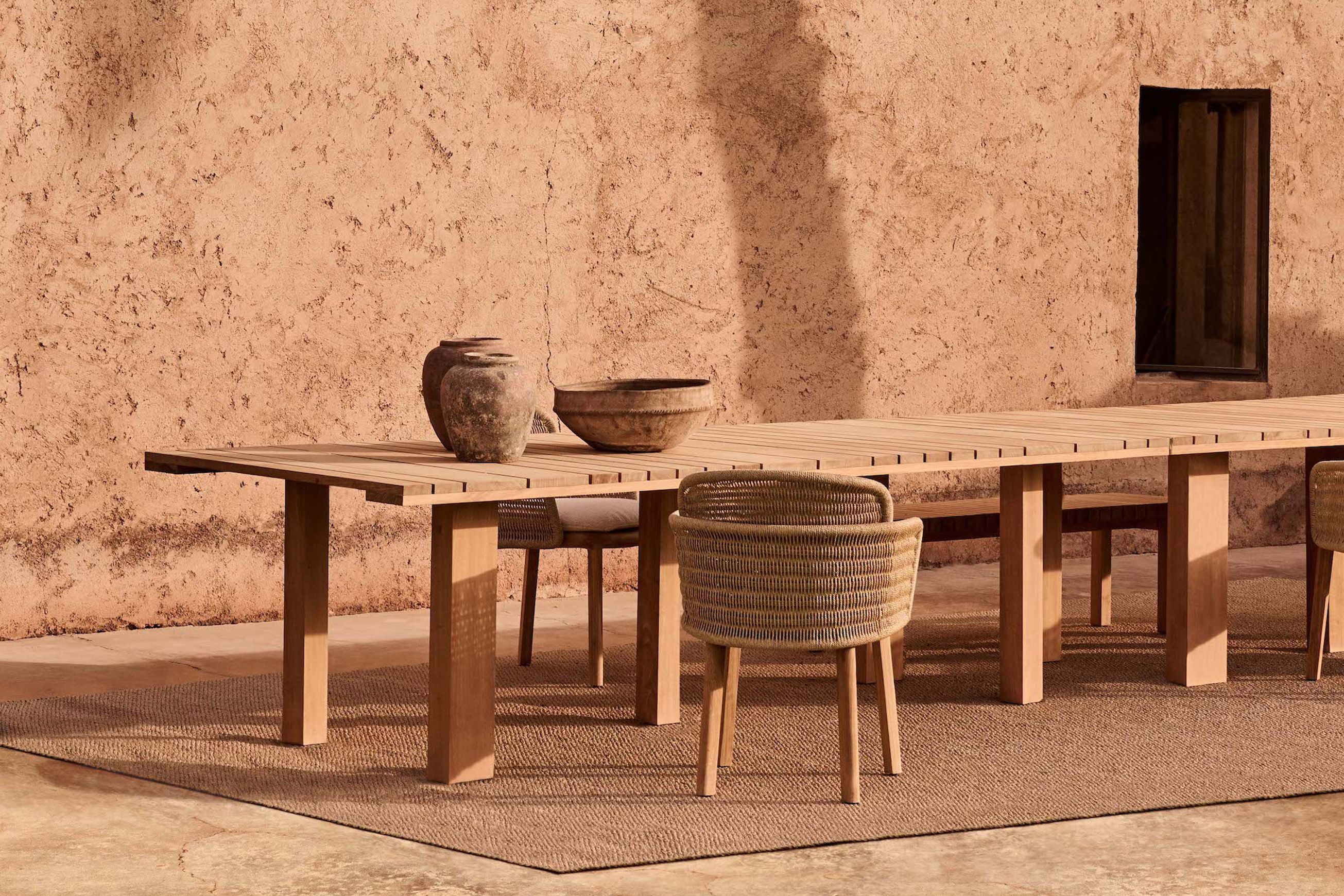 Suro | Dining Table