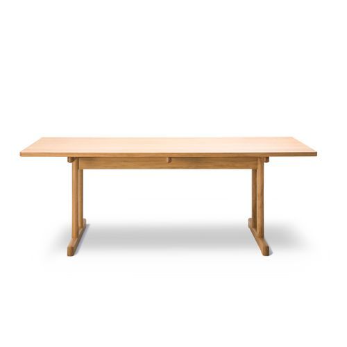 6286 Dining Table by Fredericia