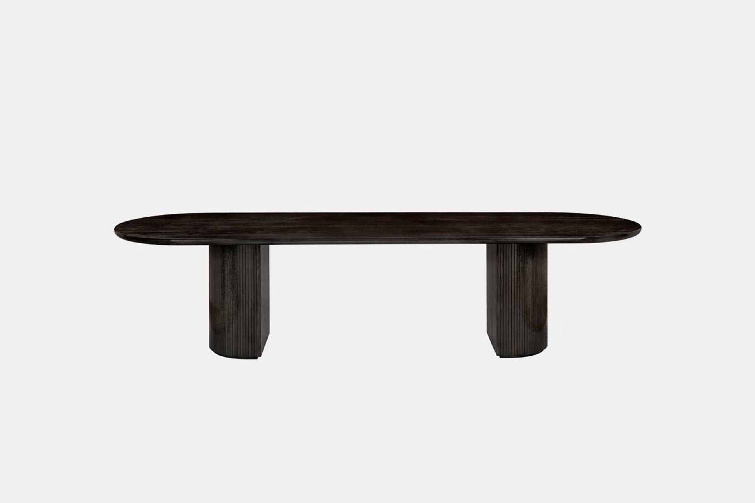 Moon Dining table by Gubi