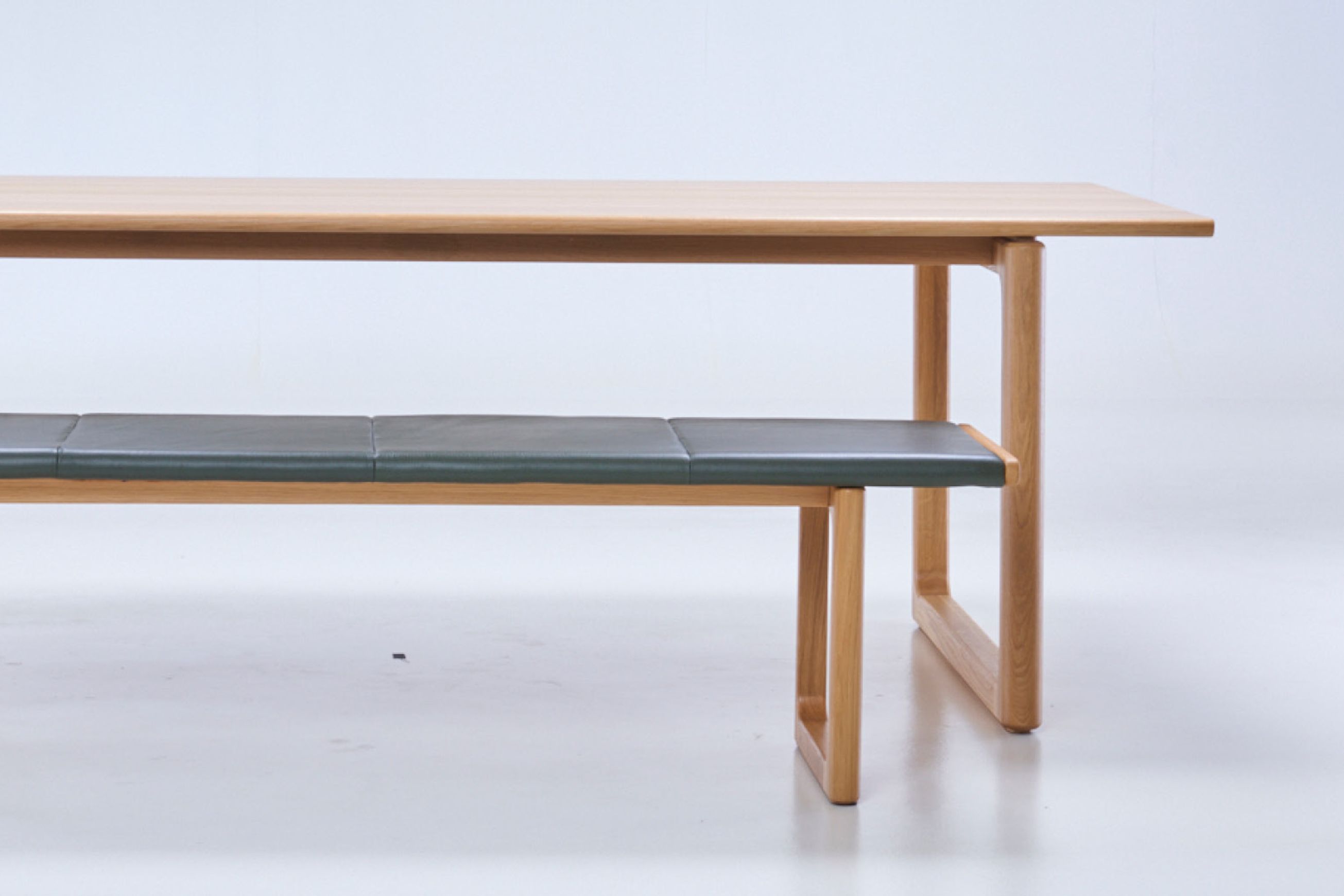Hover Dining Table