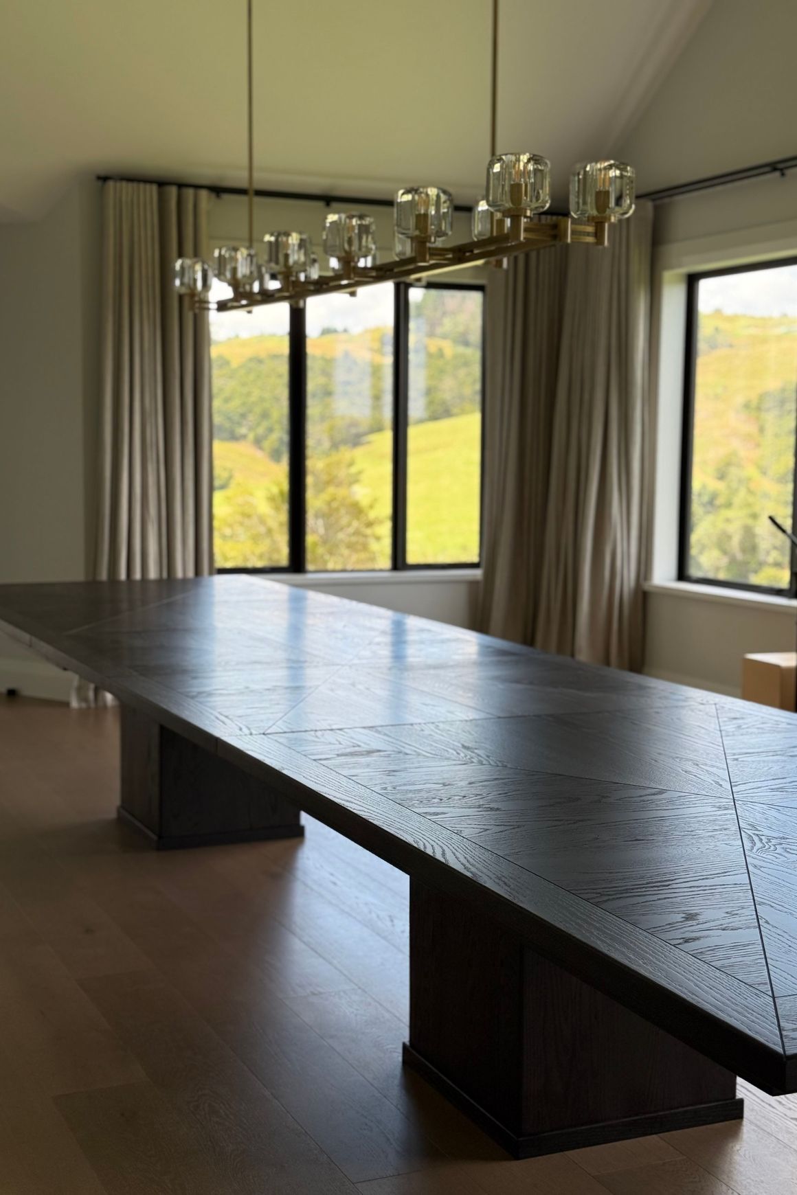 Extending Gathering Table — Stained Oak Wood