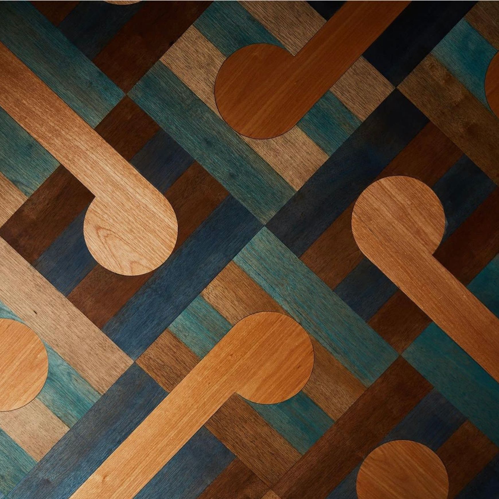 LETSWEAVE Dining Table — Reclaimed Kauri & Rimu