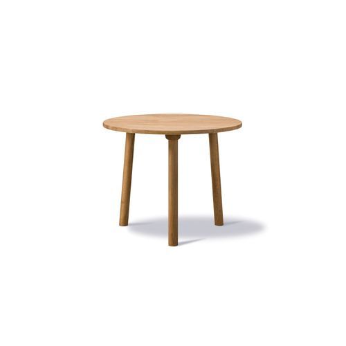 Taro Dining Table Ø90 by Fredericia