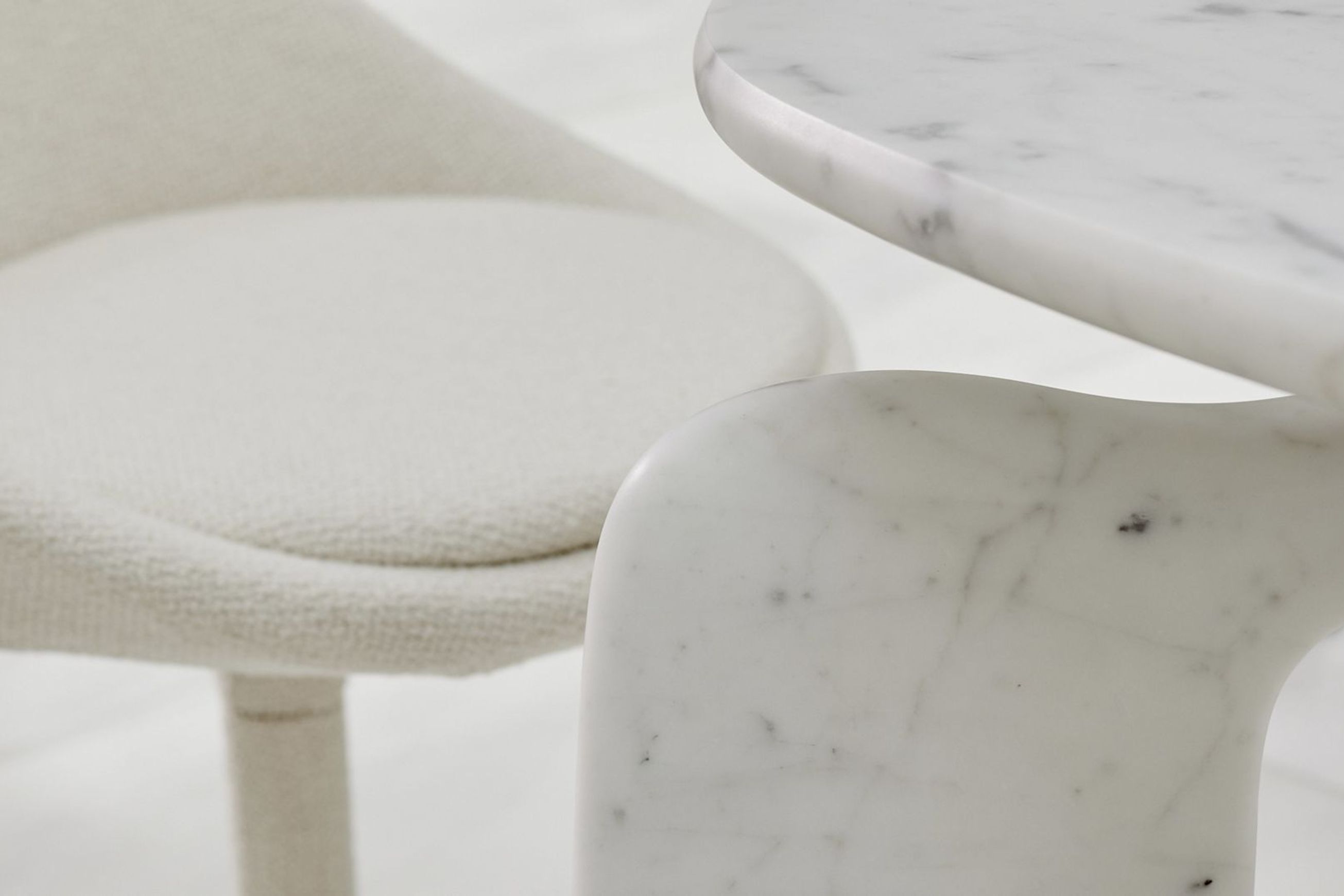 Pulp Marbre Dining Table