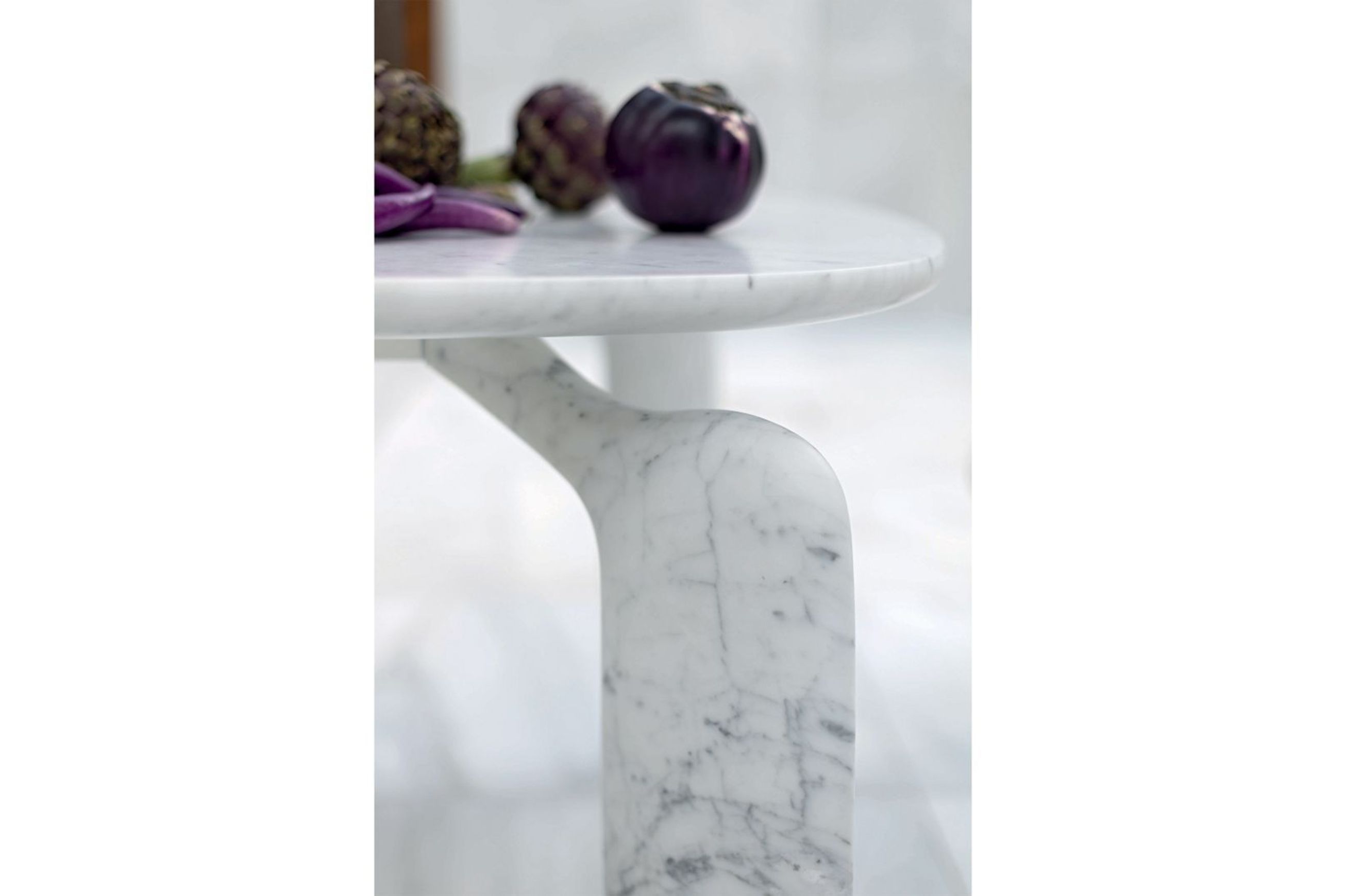 Pulp Marbre Dining Table