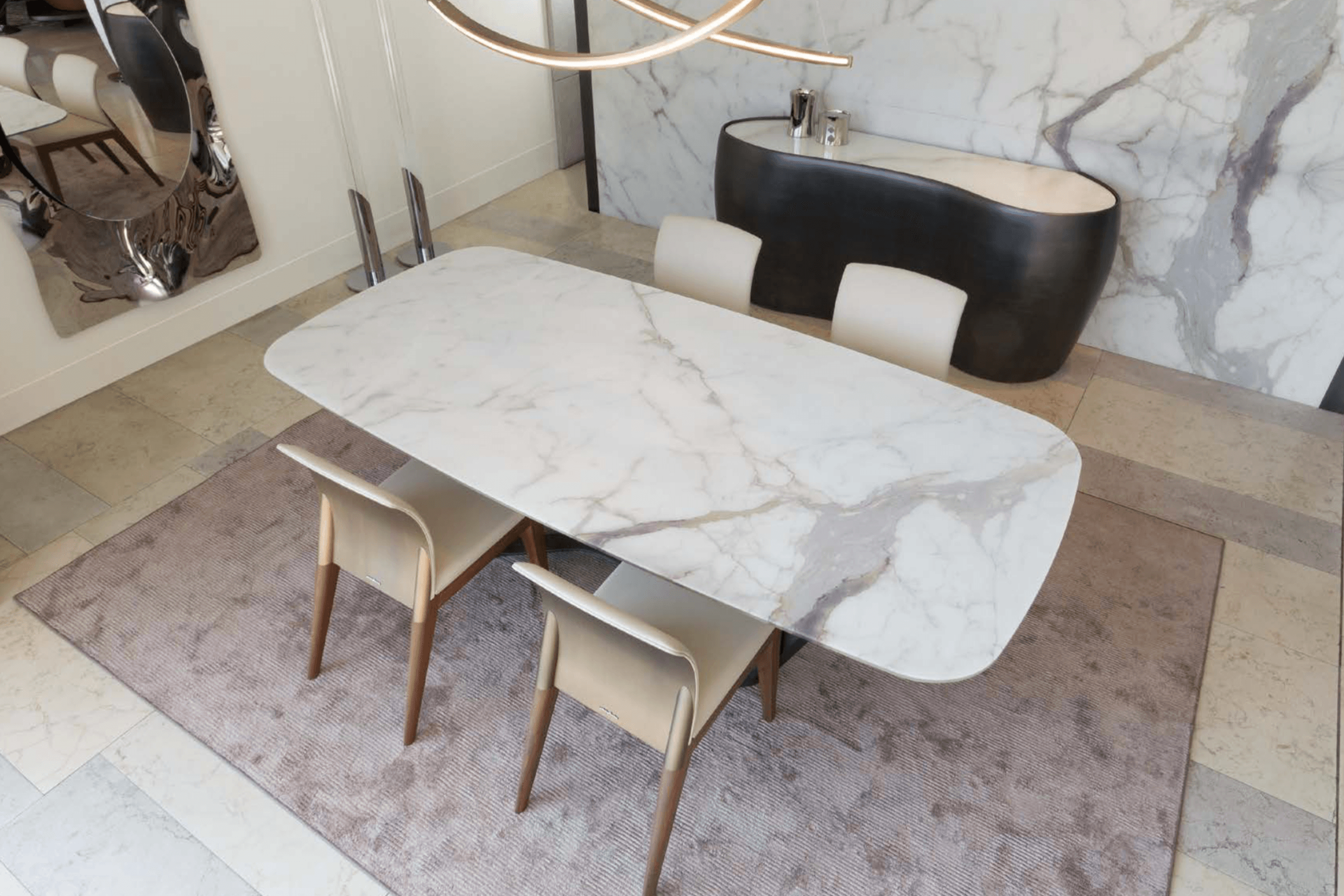 Segno Dining Table