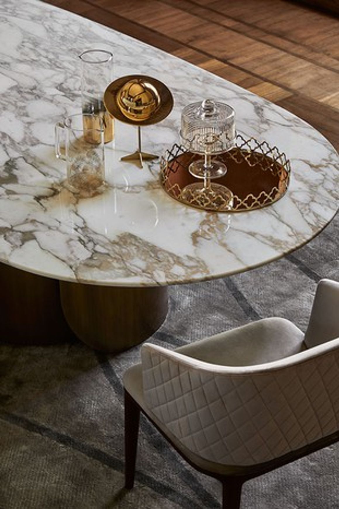Oscar Dining Table