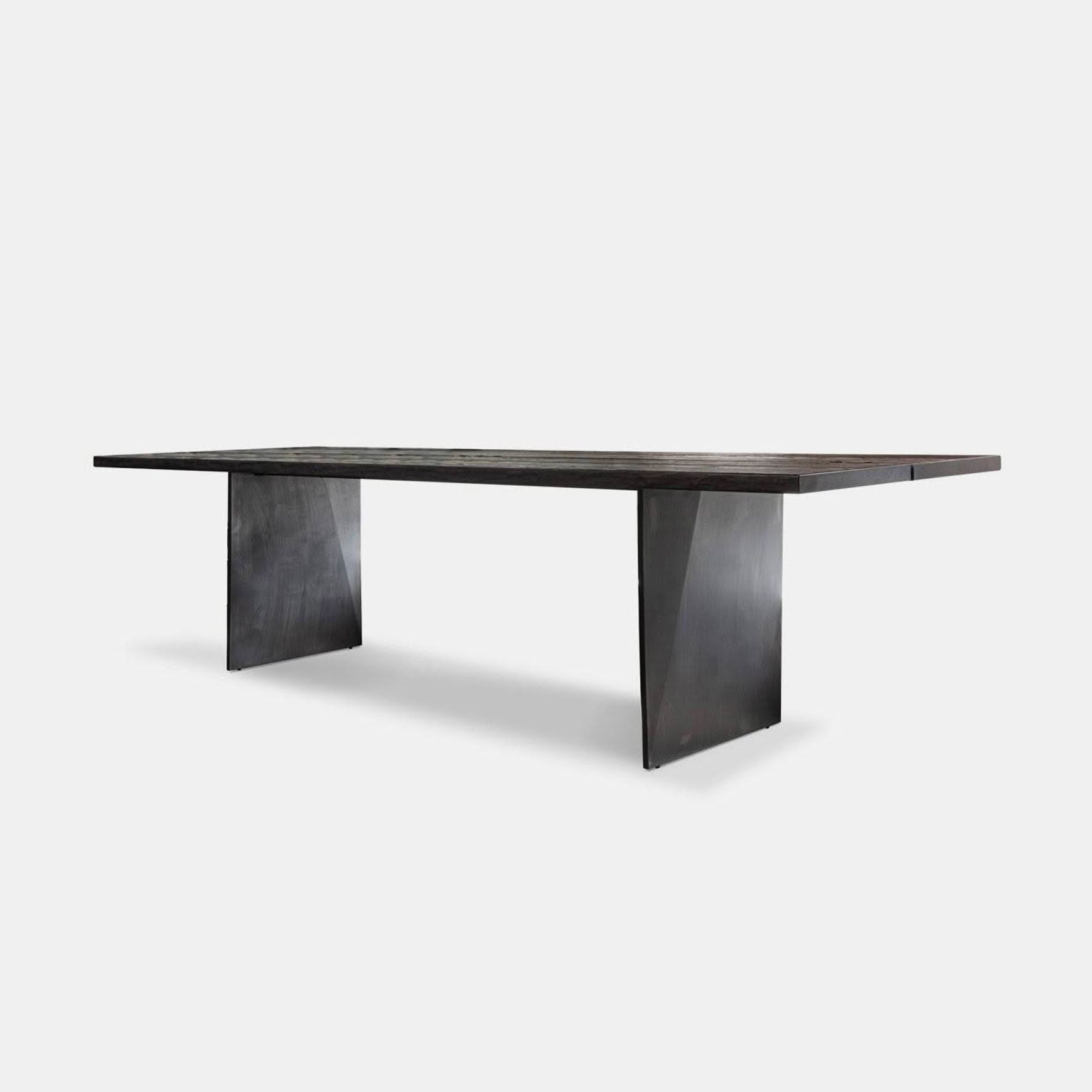 EVEREST Dining Table