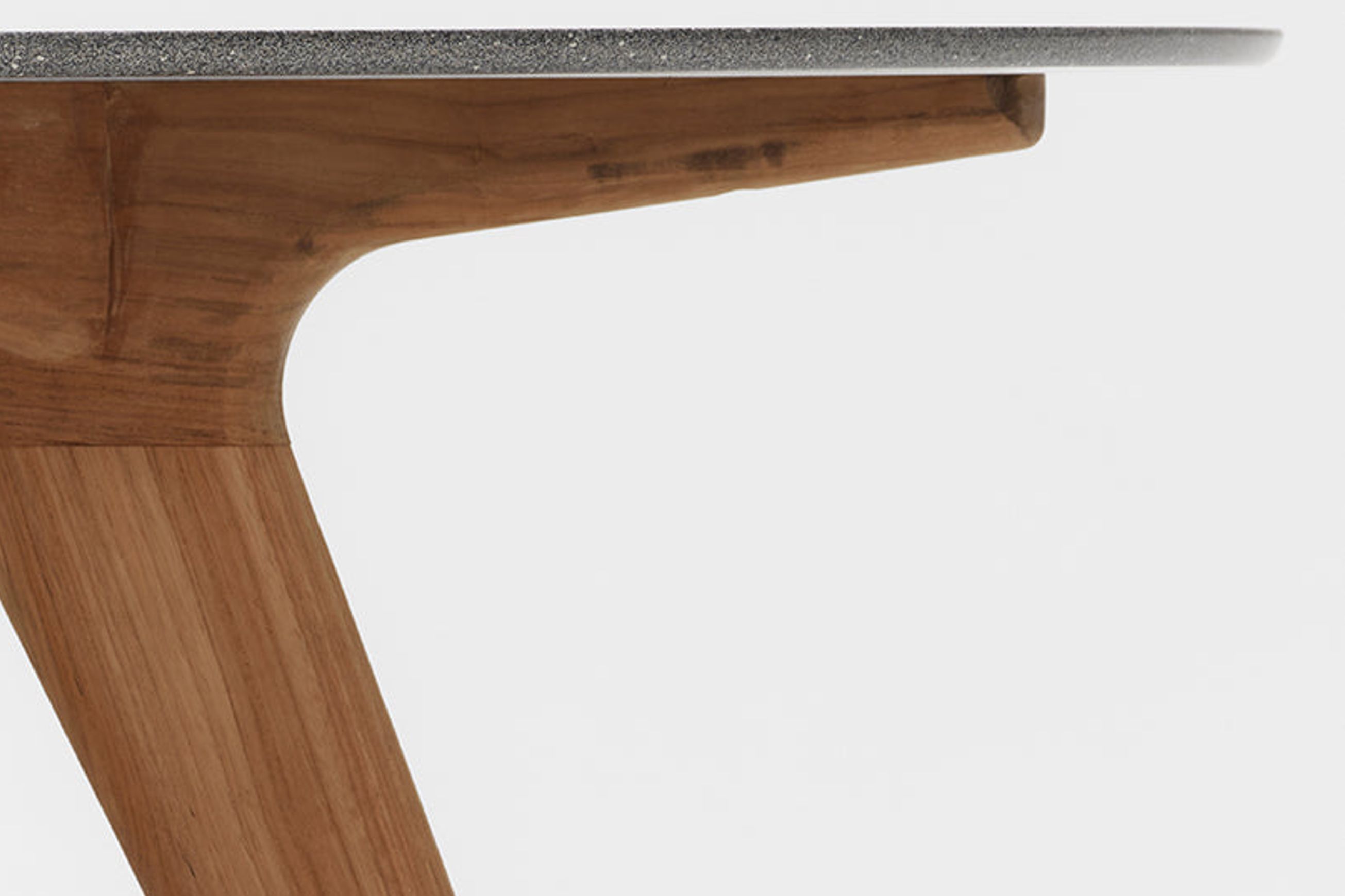 Forrest | Round Ceramic Table