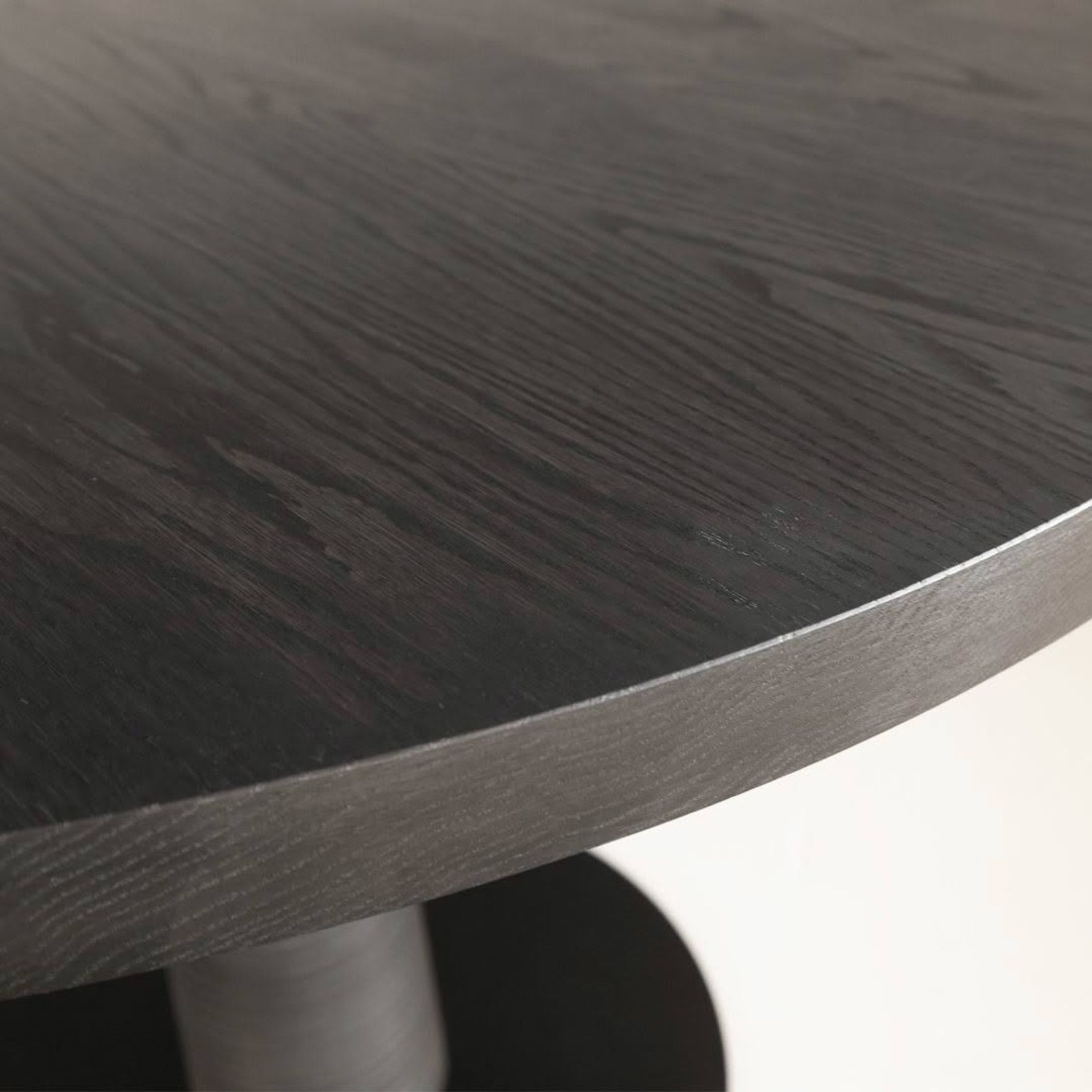 Hugo Dining Table
