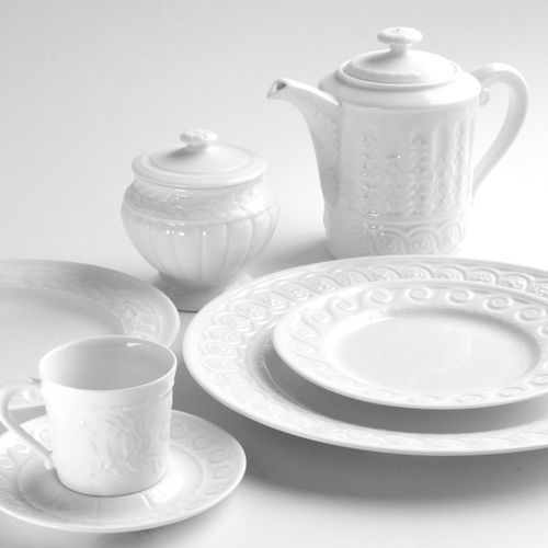 Louvre Dinnerware
