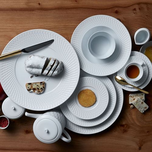 Twist Dinnerware