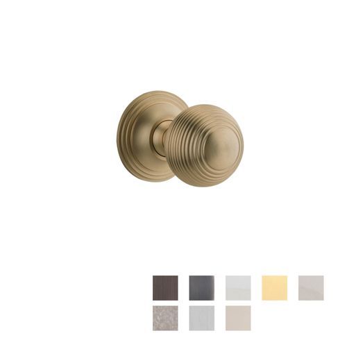 Iver Guildford Door Knob on Round Rose
