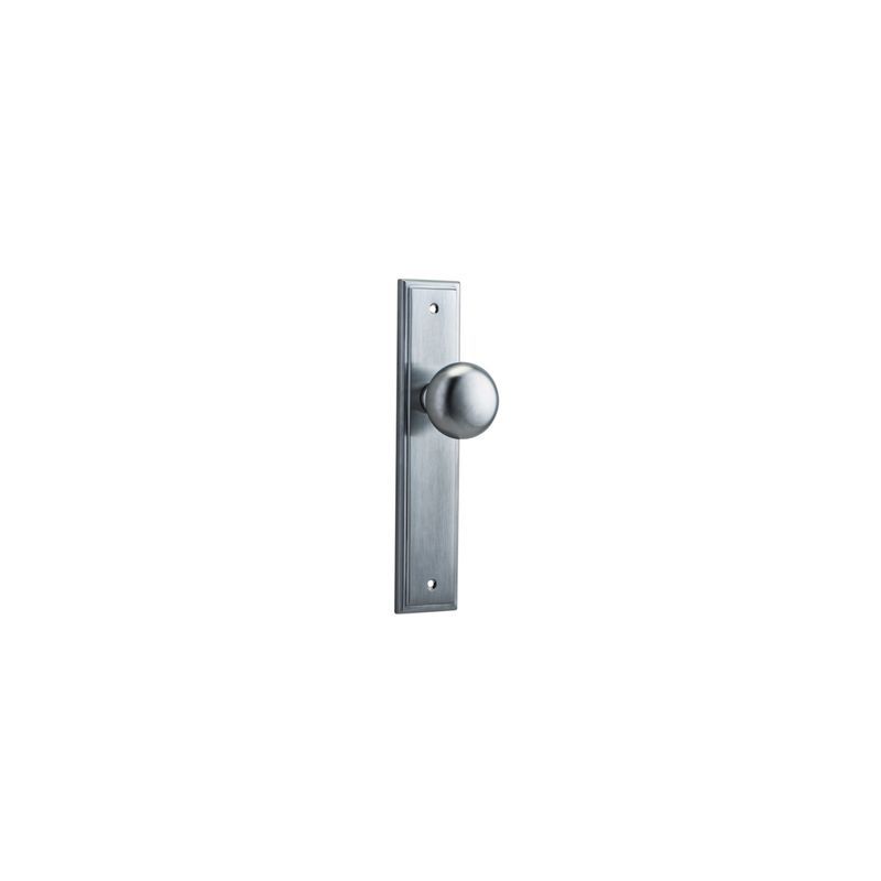 Cambridge Door Knob Stepped Backplate