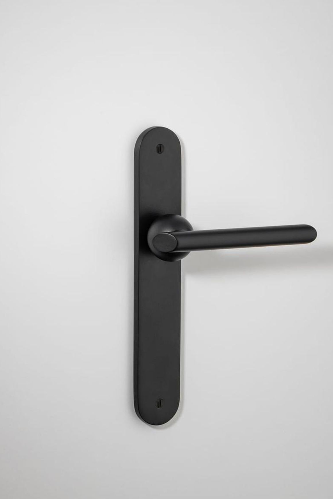 Futurismo Lever - Oval Backplate