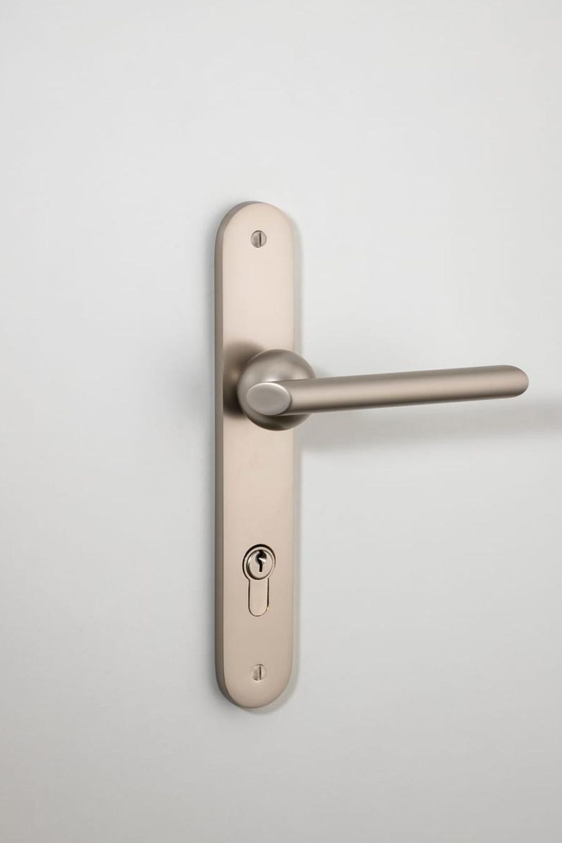 Futurismo Lever - Oval Backplate