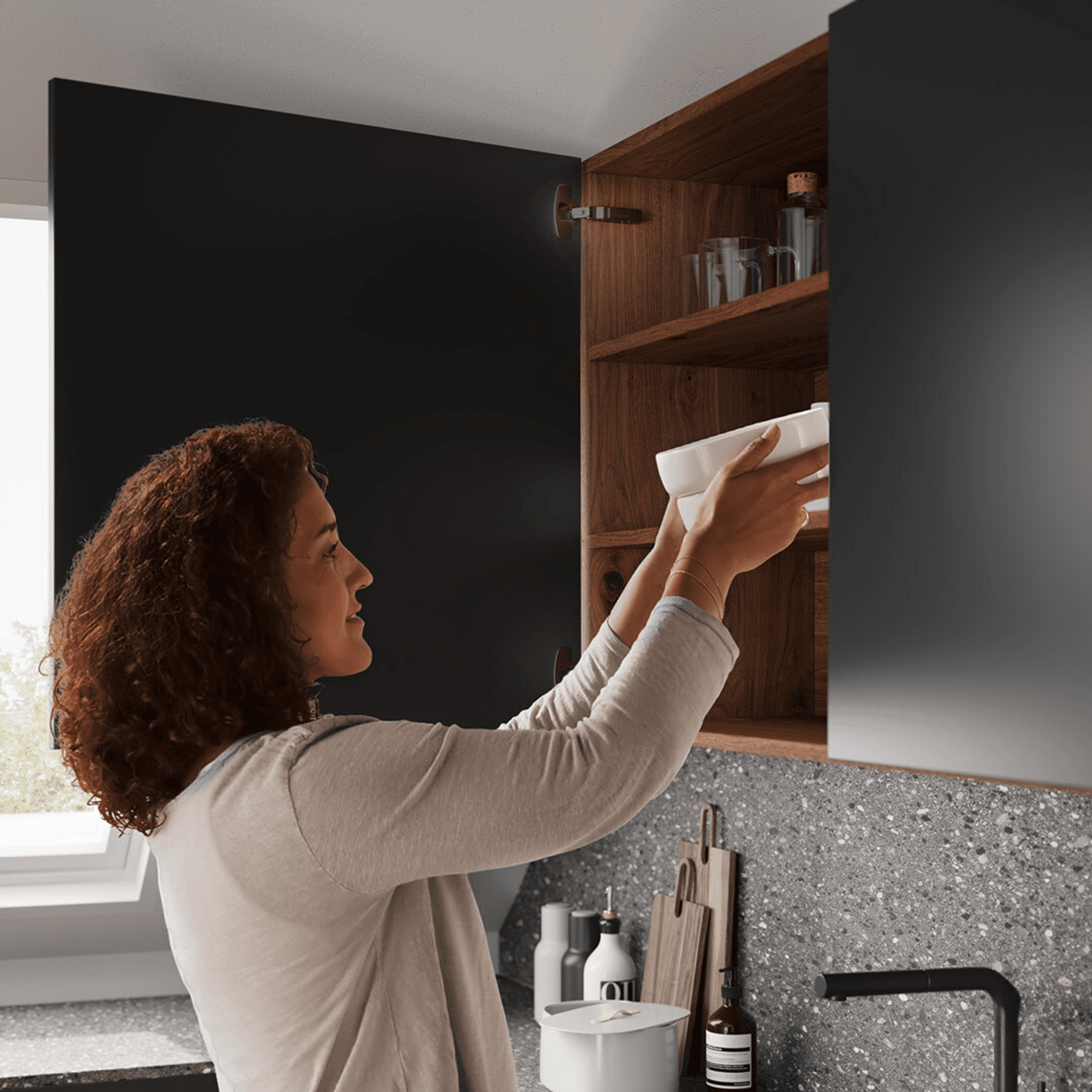 Sensys | Premium Soft-Close Hinge