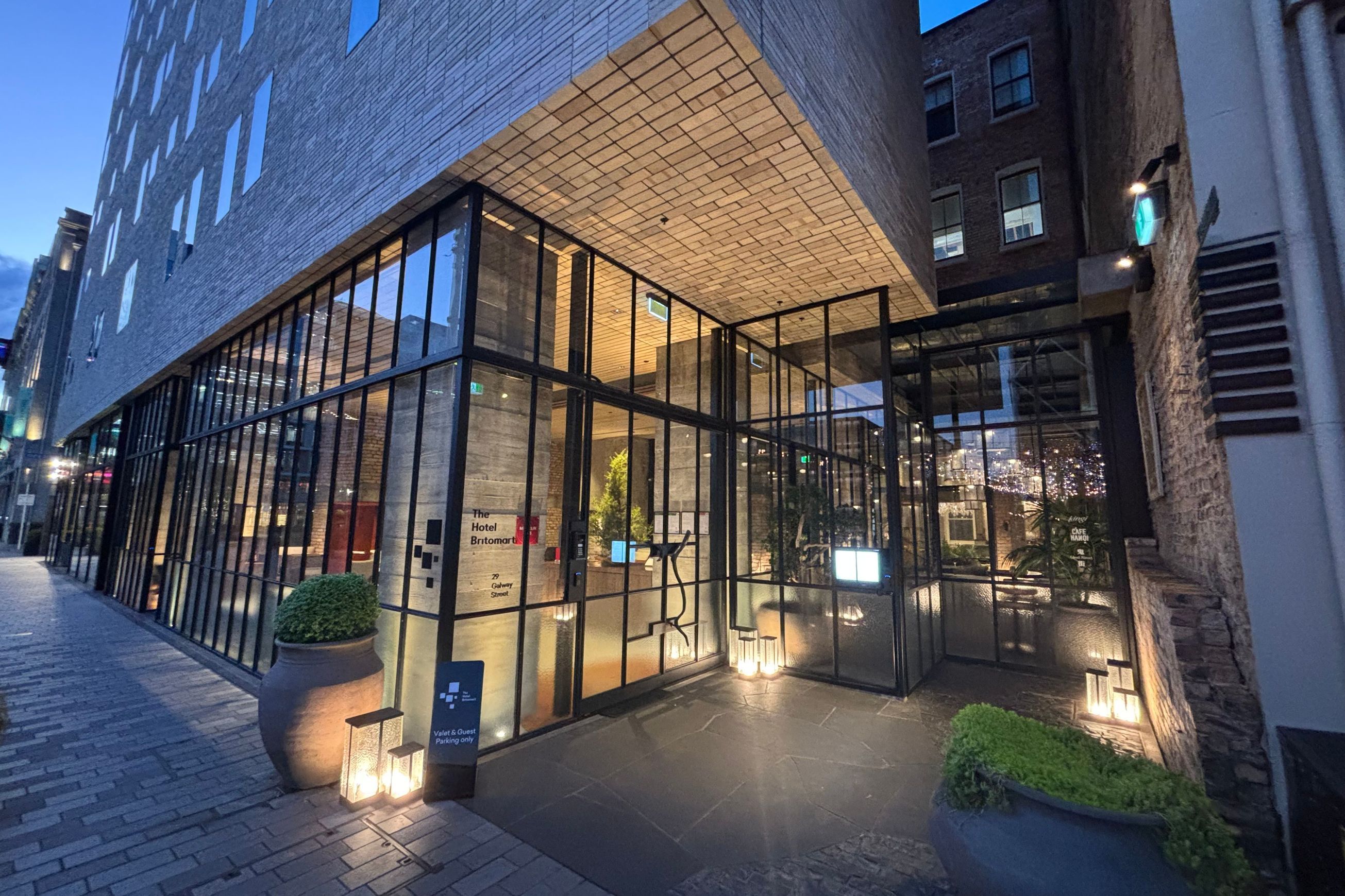 Belgian U Suite Steel Windows and Doors