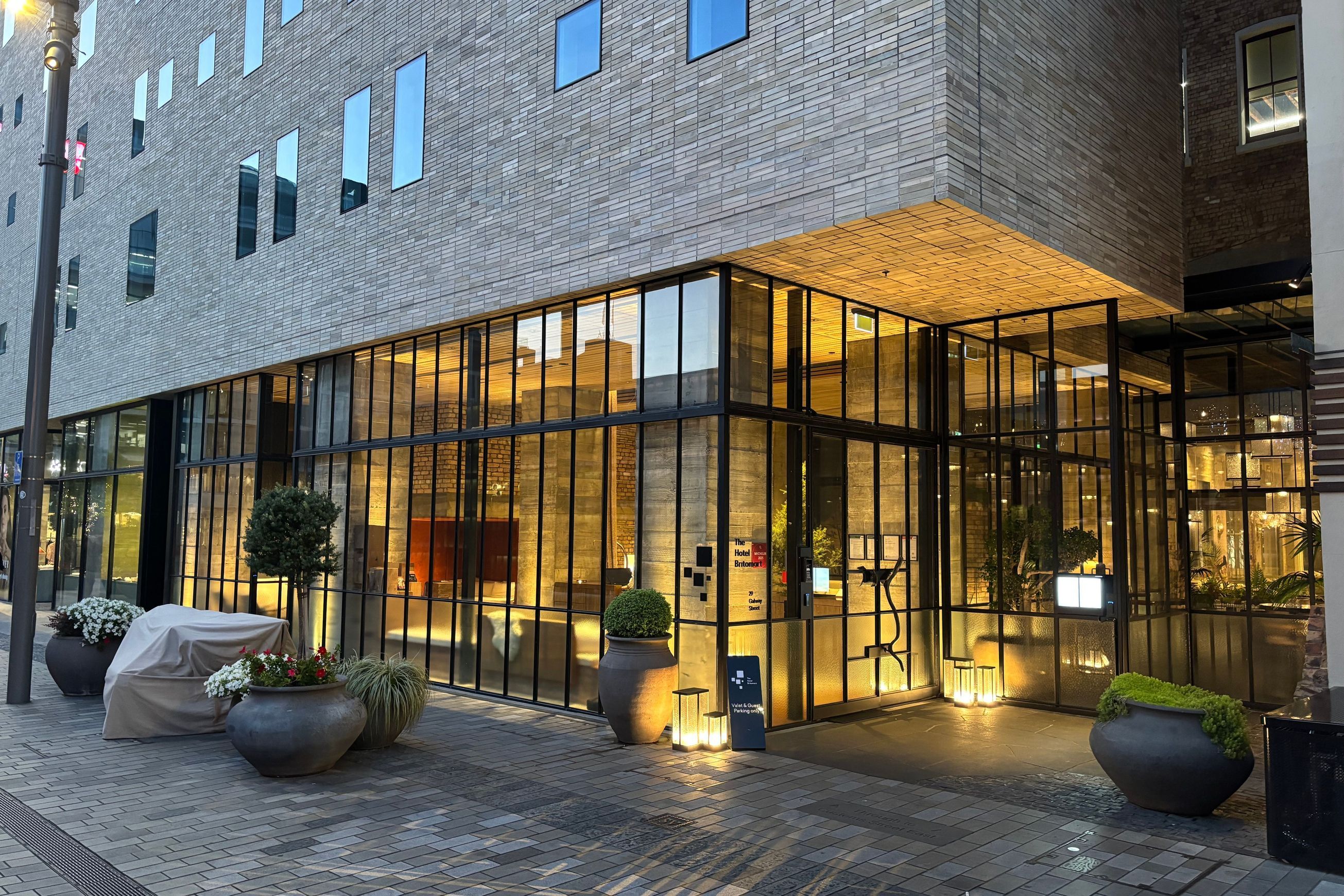 Belgian U Suite Steel Windows and Doors