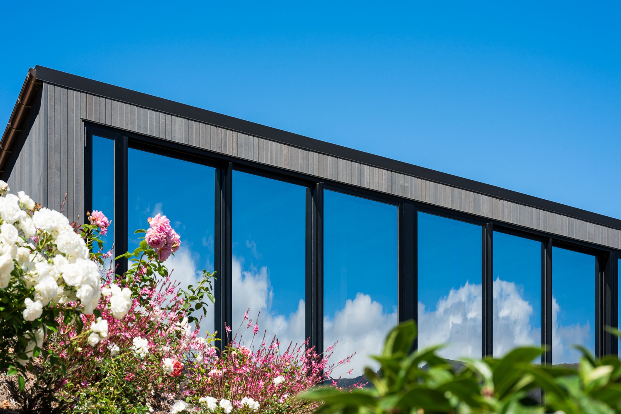 Low E SunX™ Reflect - Solar Control Thermal Glass