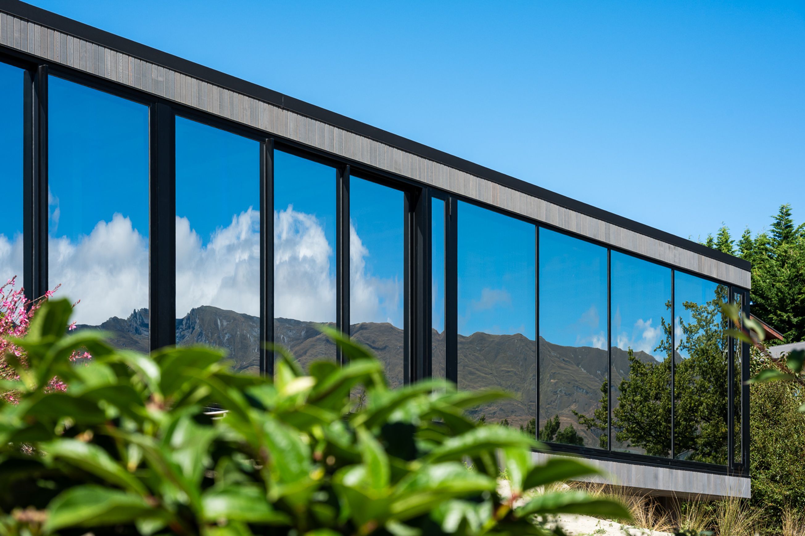 Low E SunX™ Reflect - Solar Control Thermal Glass