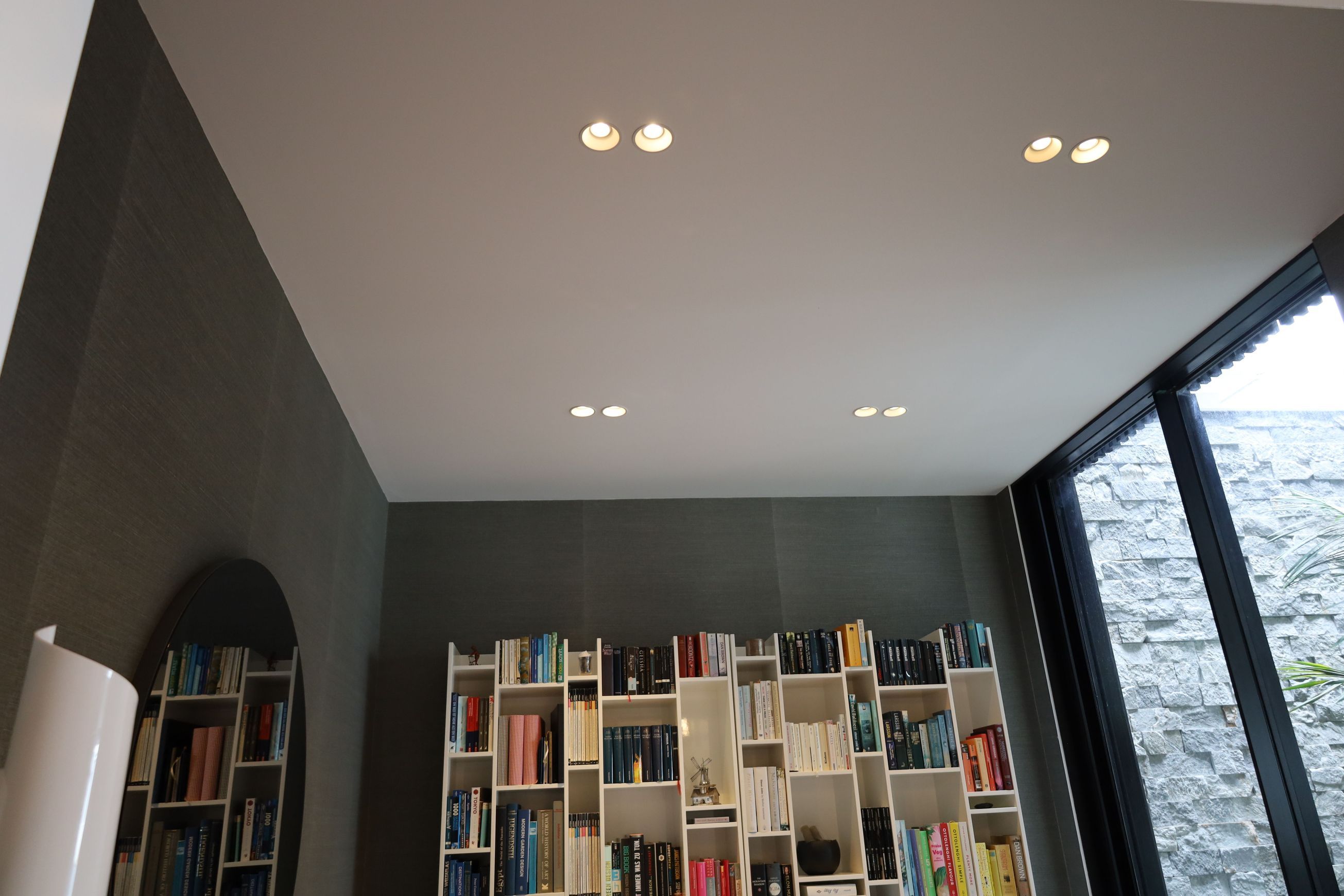 Zela Downlights