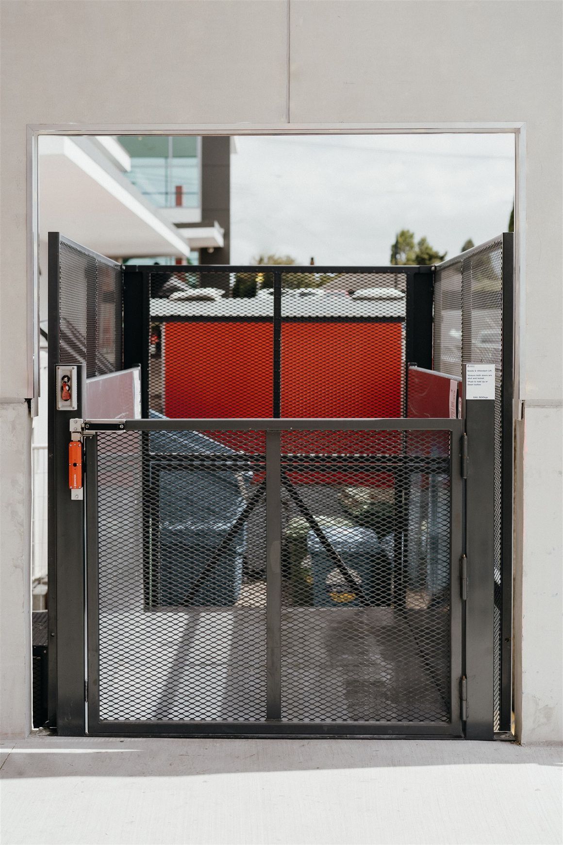 Freight Hoist Scissor Lifts