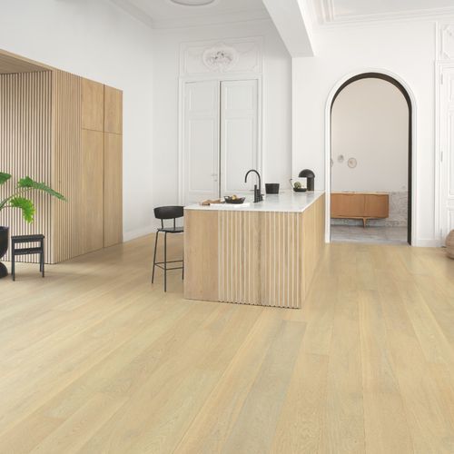 Quick-Step Cascada Creamy White Oak Engineered Wood Flooring