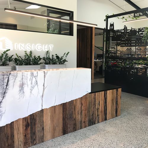 RECM2124 Reclaimed Oak Rill