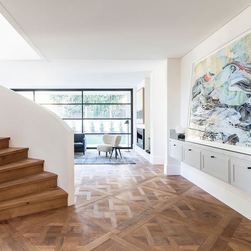 HW1390 Versailles Natural