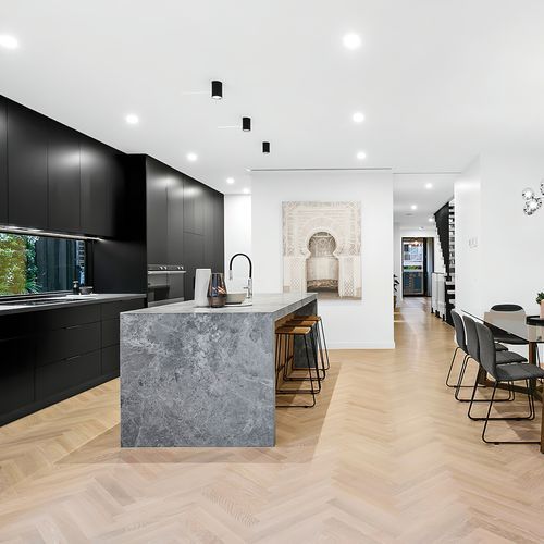 HW16004 Alabastro Herringbone Select Grade