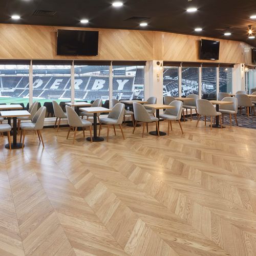 HW16604C Pallido Chevron Character Grade