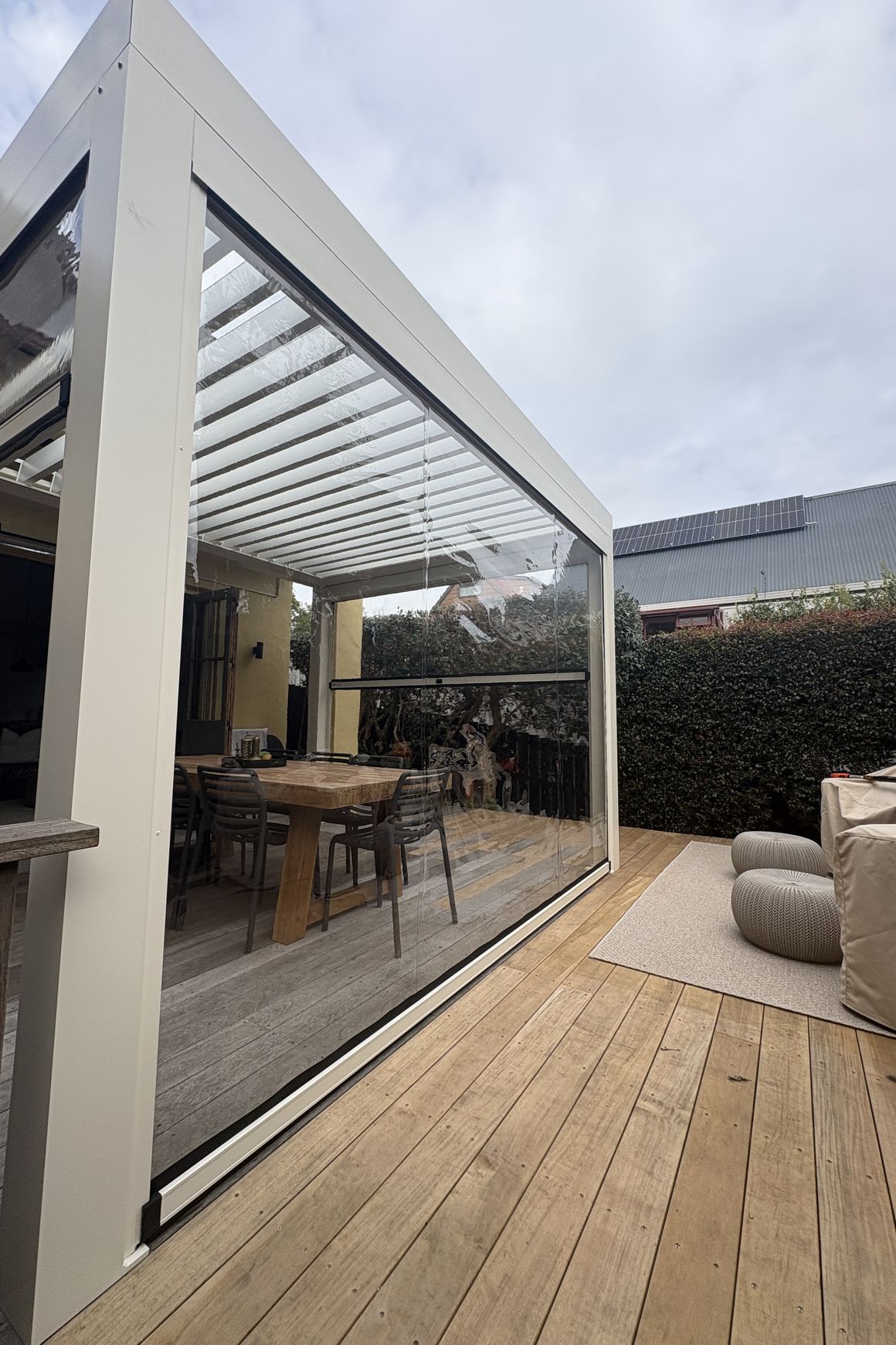 Sesame Louvre Roof System