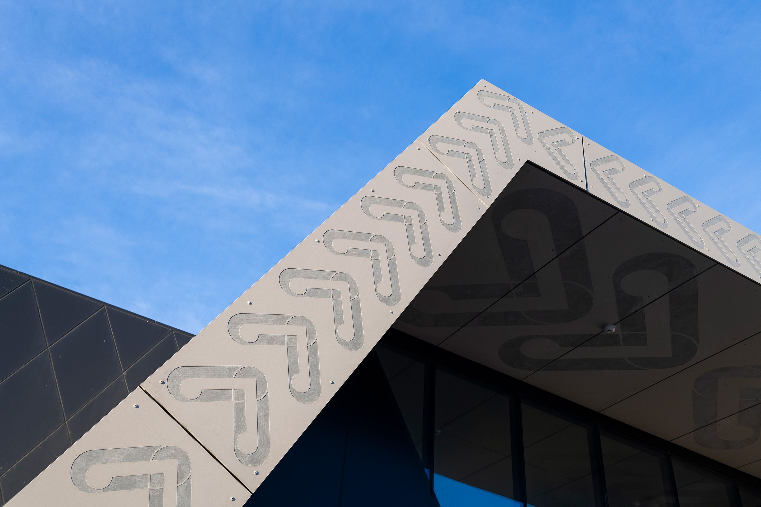 EQUITONE® Cladding HD Fibre Cement Cladding