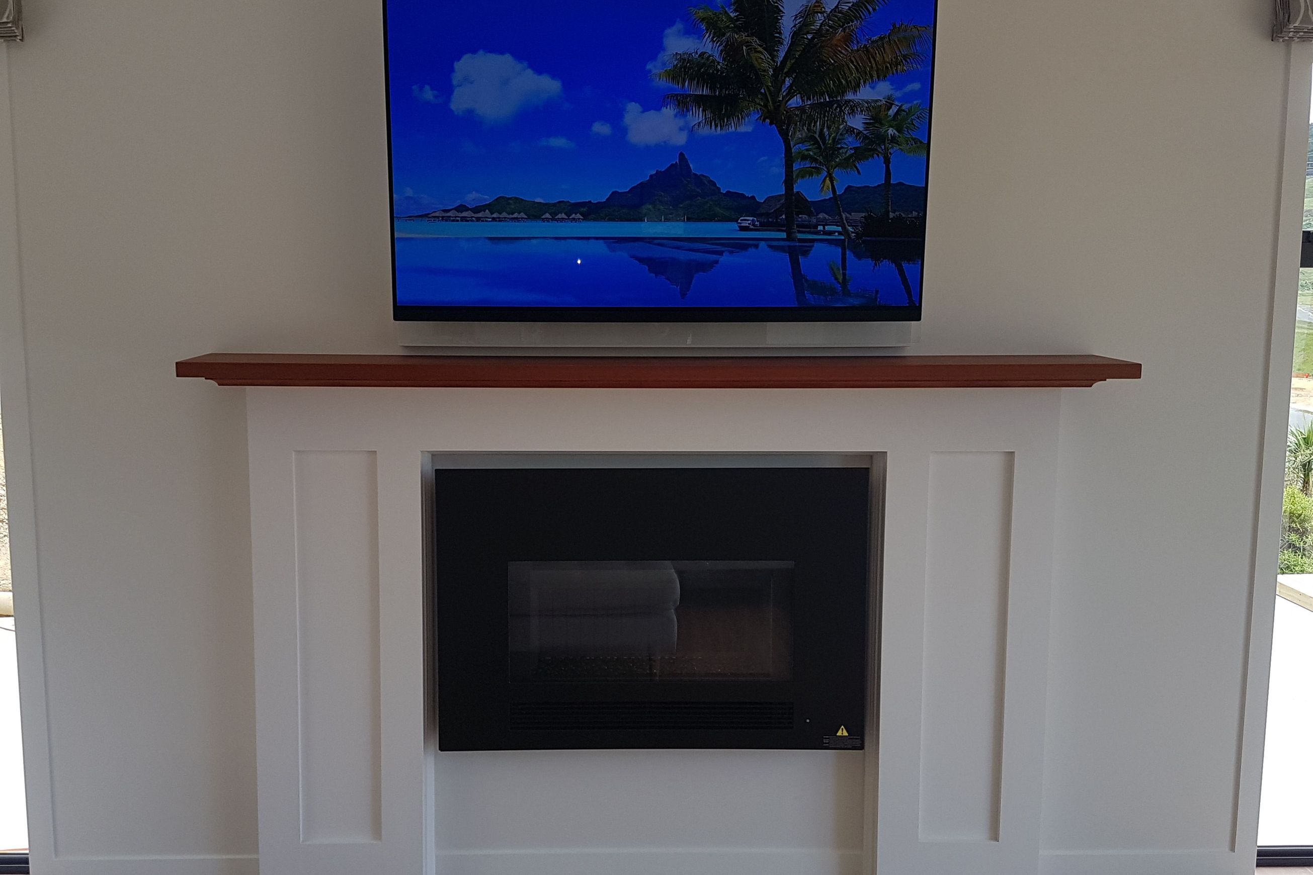 Custom Fire Surrounds & Mantles