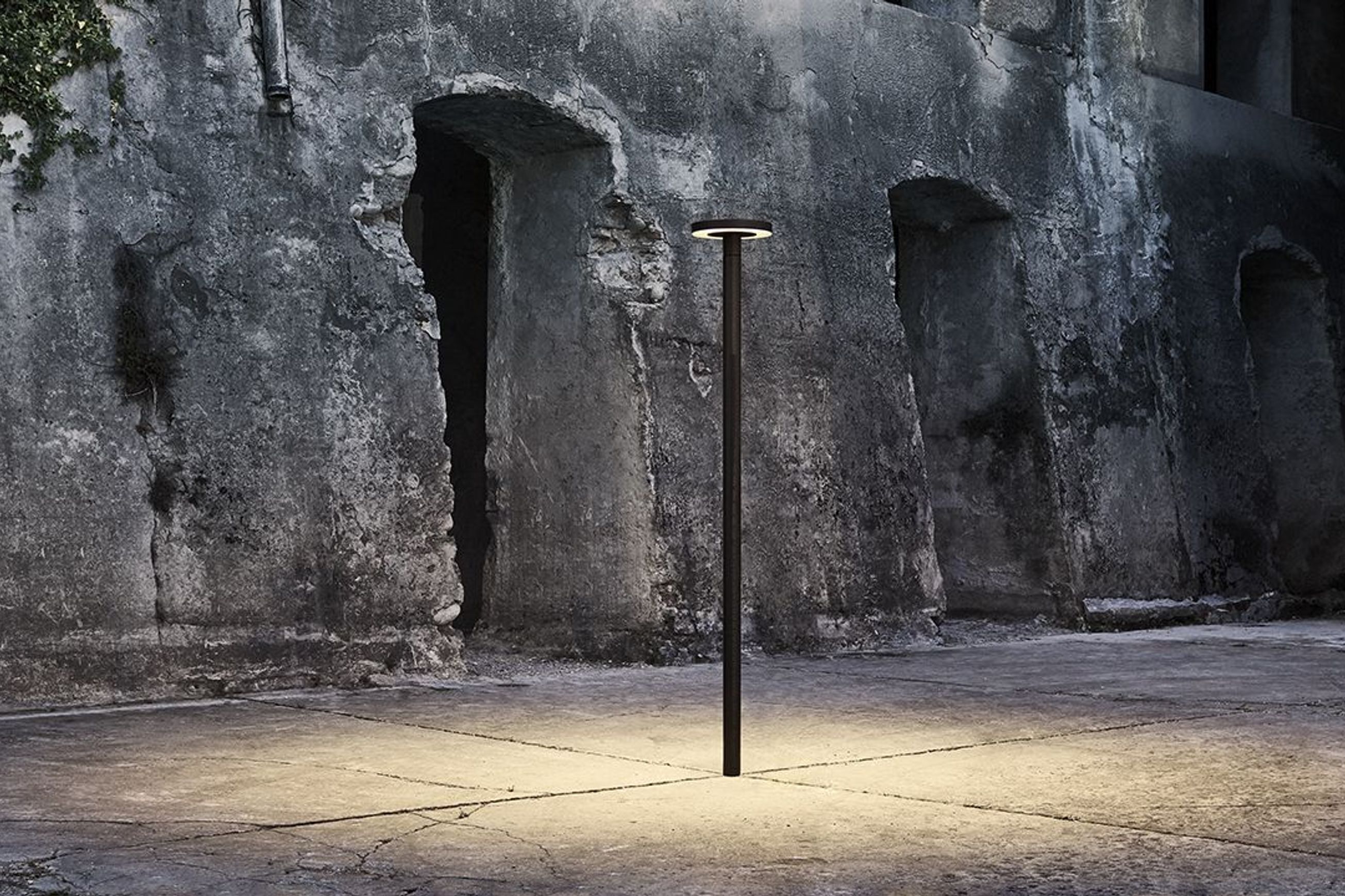 Pole Light Urban Distribution Rotosymmetric Cut Off