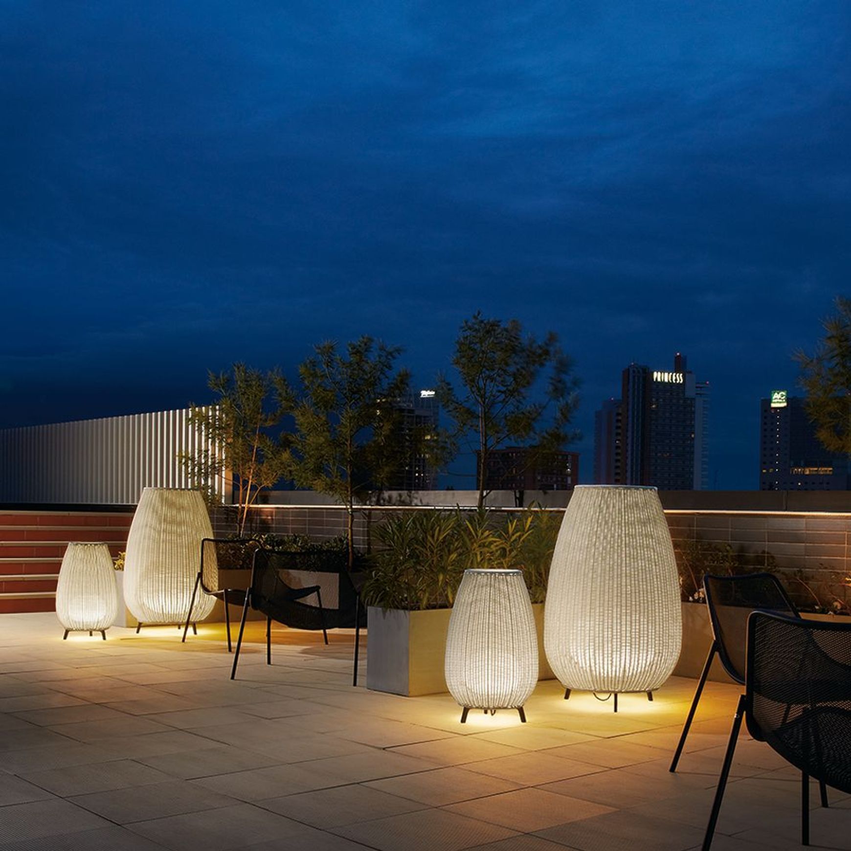 Amphora 01 Floor Lamp