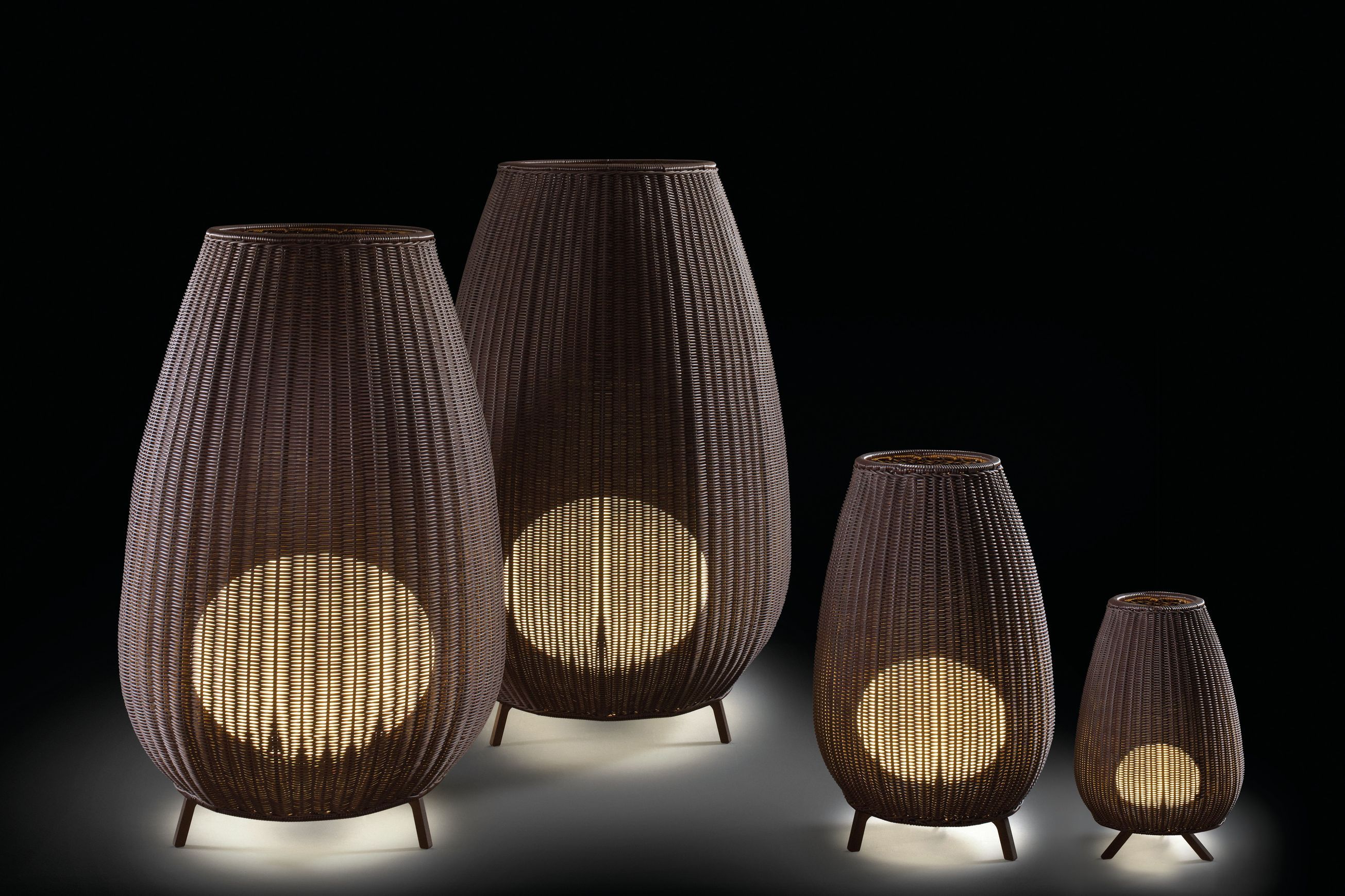 Amphora 01 Floor Lamp