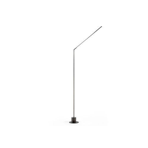 Essential Braccio Floor Lamp