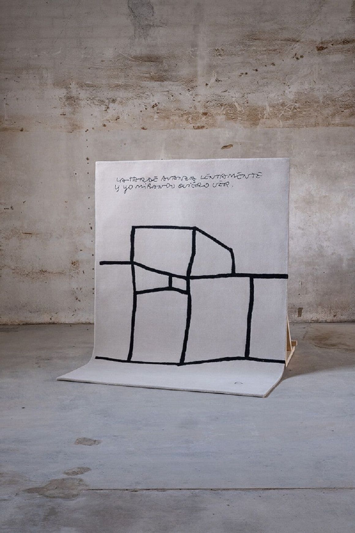 Chillida Preguntas 1994 by Nanimarquina