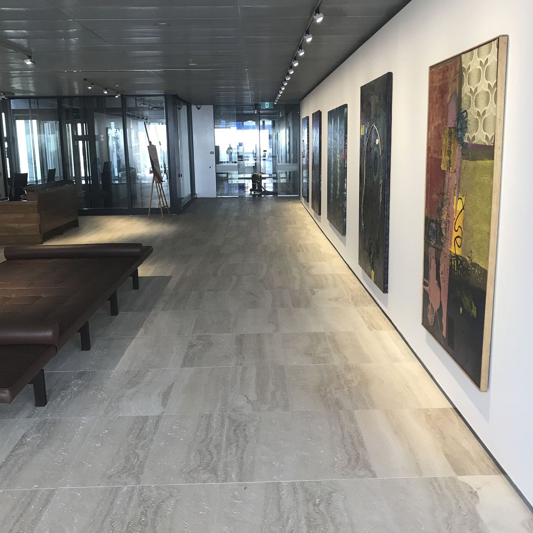 Coliseum Striato Vein Cut Travertine