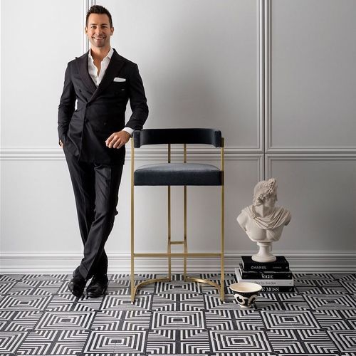 Labyrinth Gravity Carrara & Nero Marble By Steve Cordony