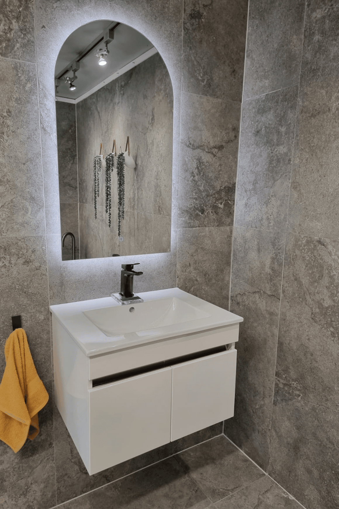 Stone Valley Floor Tiles