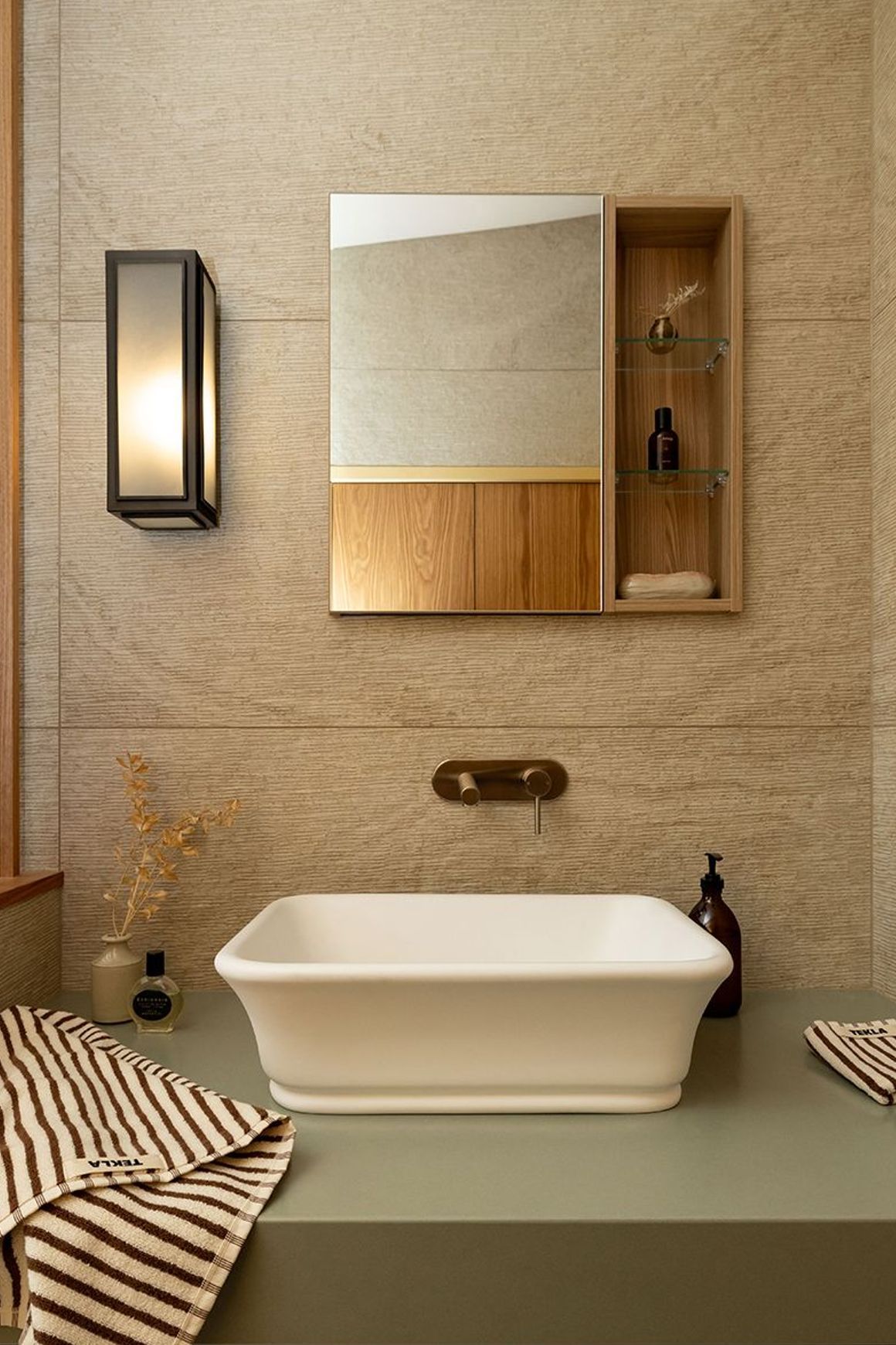 Unique Travertine Collection | Floor & Wall Tile
