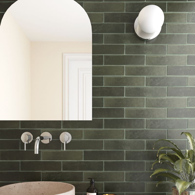 Aldo Khaki Matt Subways