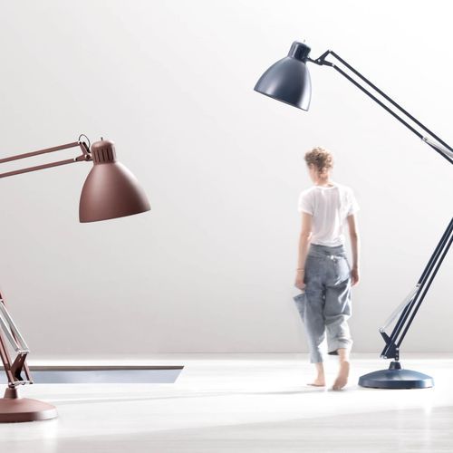 THE GREAT JJ Floor Lamp by Leucos